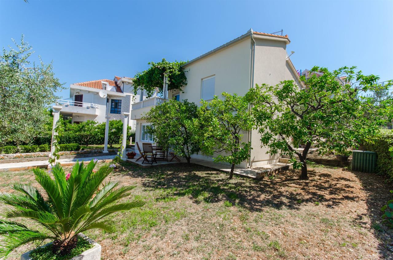 טרוגיר Apartments Maja מראה חיצוני תמונה