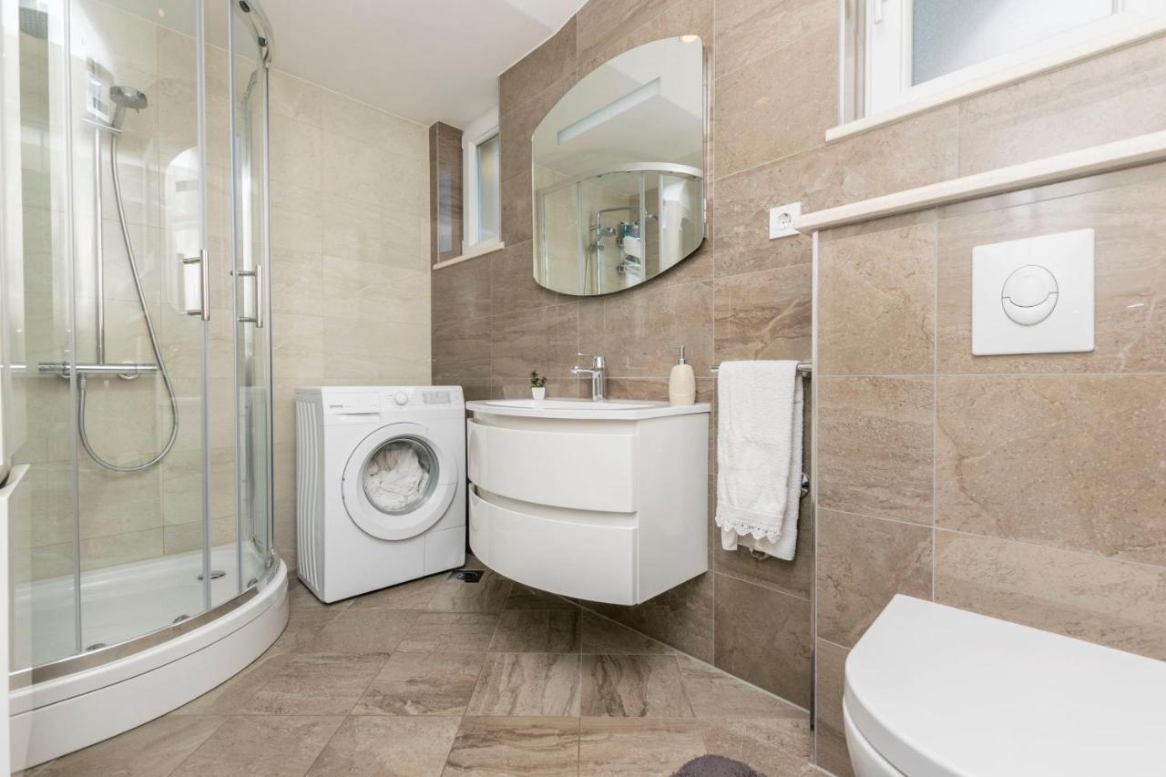 טרוגיר Apartments Maja מראה חיצוני תמונה